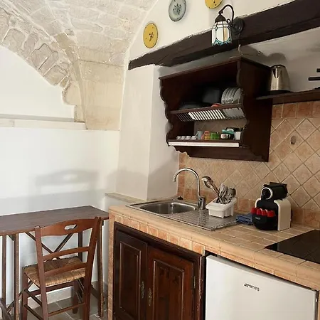 Il Mono Nel Vico * Martina Franca